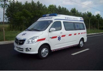 奉新县救护车租赁
